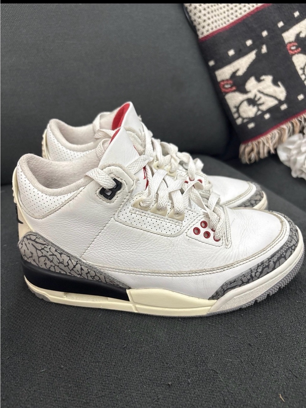 Jordan 3 Retro
White Cement '88 Dunk Contest (2013) size Y4